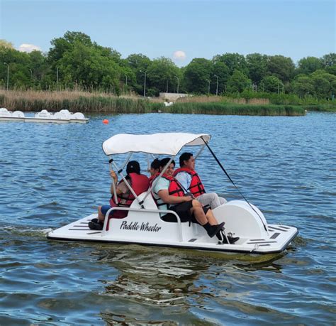Renting a peda boat - Please call Wheel Fun Rentals at Irvine Park at (714) 997-3636 if you have any questions or would like additional information on paddle boat rentals or any of our other fun, family activities. Must be 18 years of age or older to rent a paddle boat. Participants must agree to and sign a contract prior to rental.